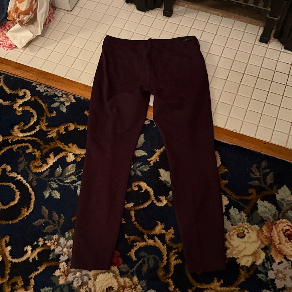 Liverpool Los Angeles Leggings/Jeggings in aubergine. Worn about 5-6 times - Picture 4 of 6